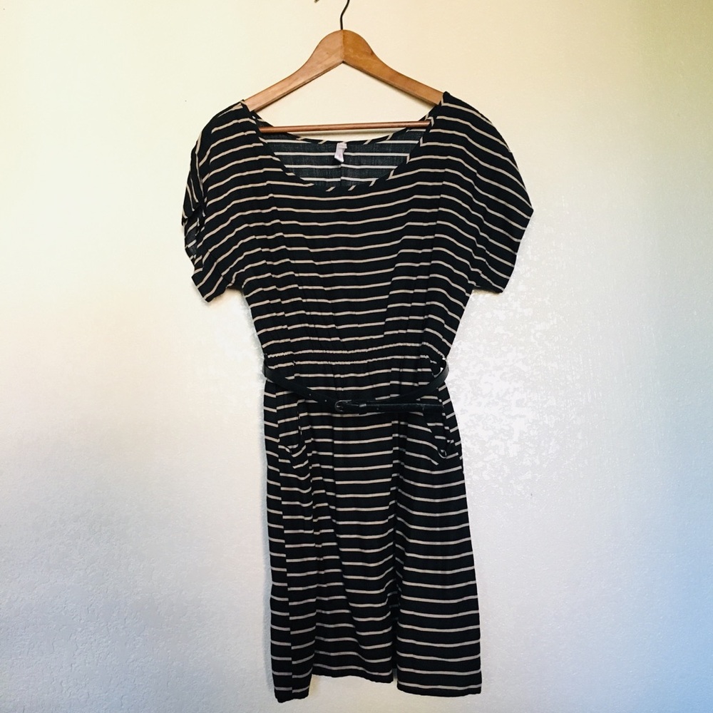 Stripped black dress